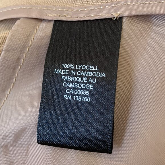 RW&CO Camel Tapered Leg Pants with Front Tie Detail - Size 8 - Picture 5 of 7